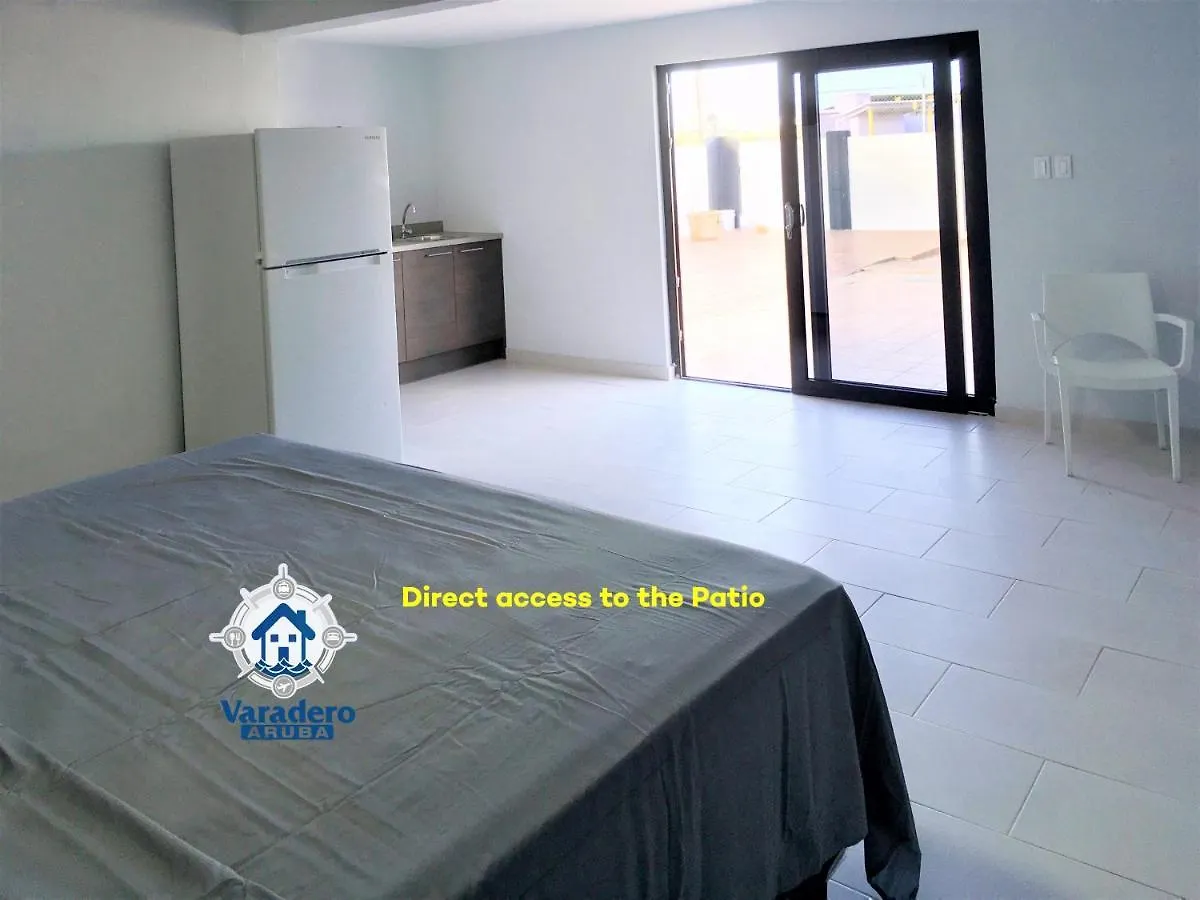 Varadero Marina Airport Guests Rooms Oranjestad 2*,